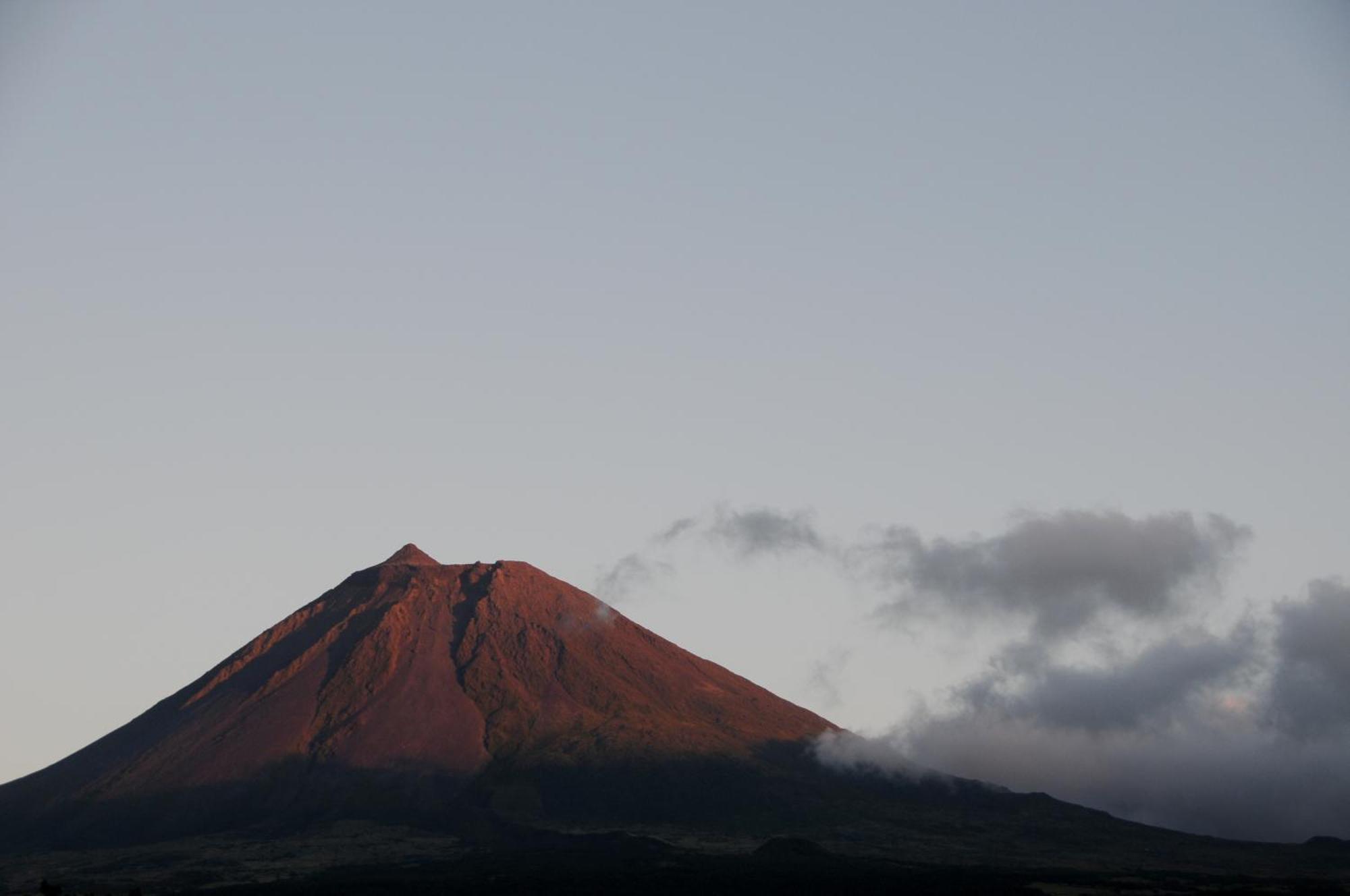 Casas Das Portas Do Mar E Das Portas Do Sol São Roque do Pico Esterno foto