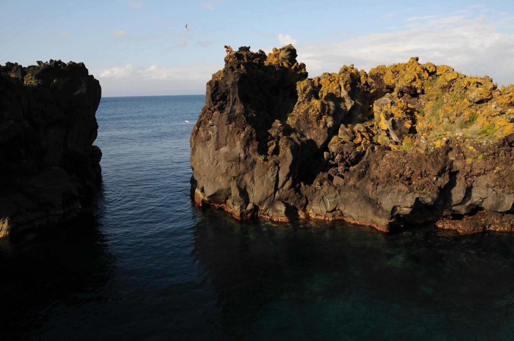 Casas Das Portas Do Mar E Das Portas Do Sol São Roque do Pico Esterno foto